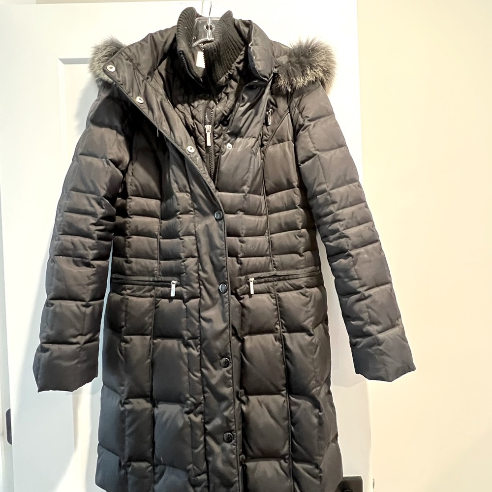 Black Down filled coat “Laundry” by Shelli Segal, size M